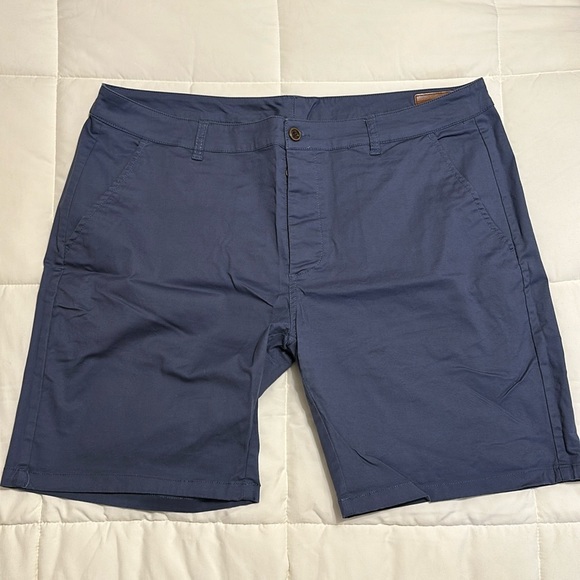 Size 40 Men’s ASOS Blue Shorts - Picture 1 of 2